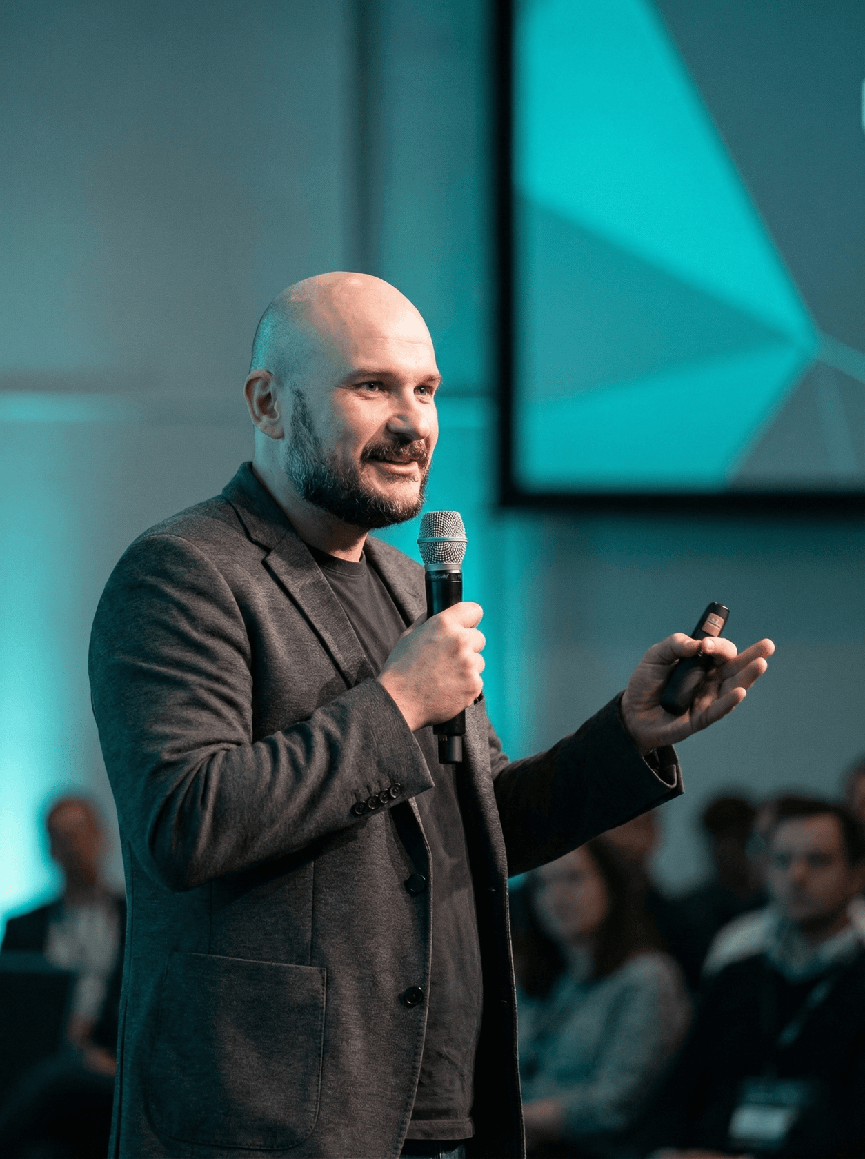 Prof. Llewellyn E. van Zyl (Ph.D) — Keynote Speaker on Psychologically Safe AI